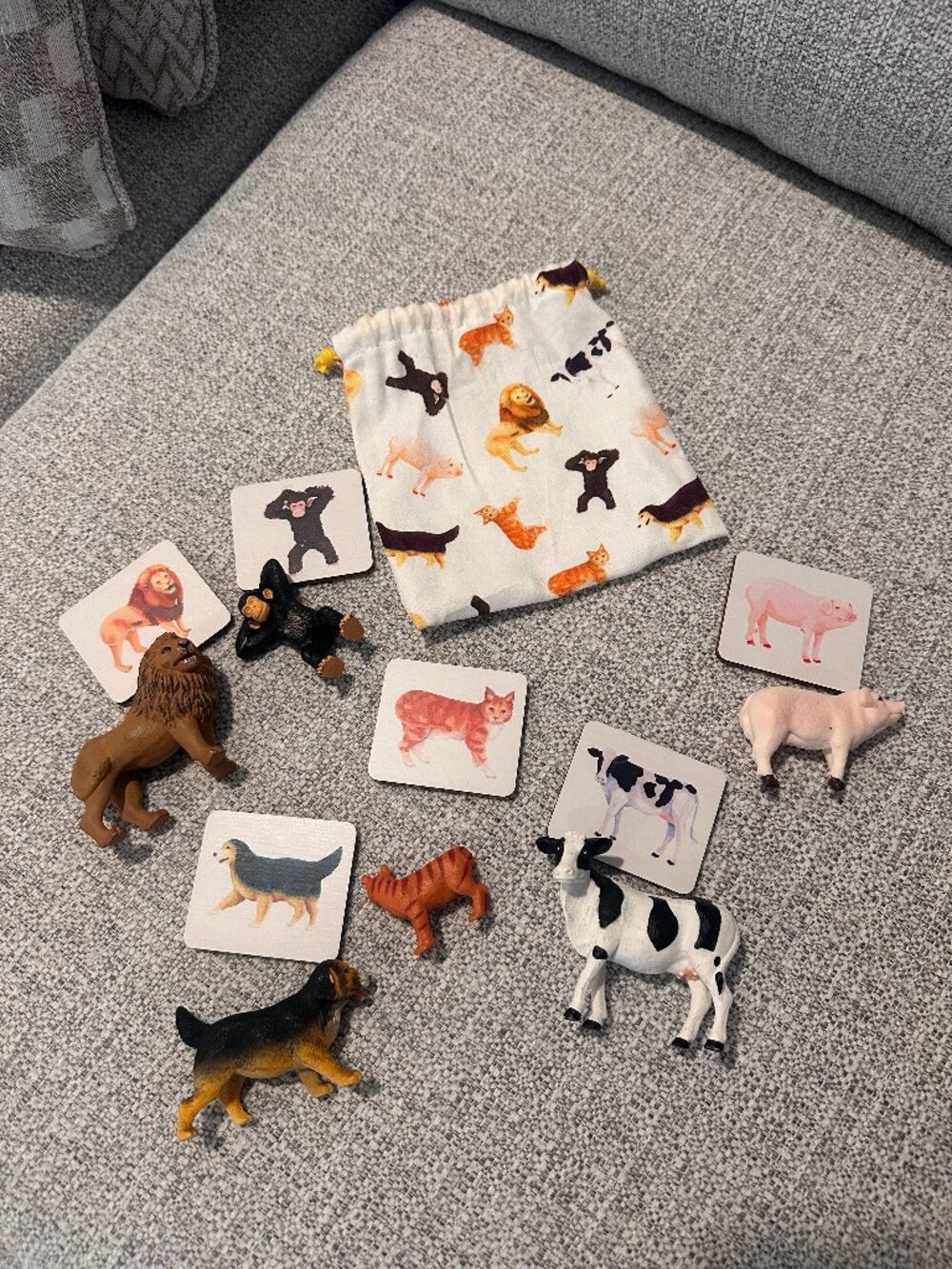 LOVEVERY Montessori Animal Match w/ Drawstring Bag 22-24M